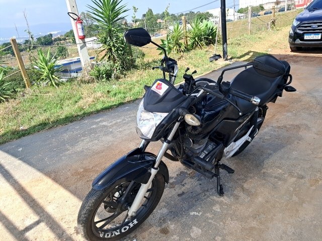 honda-cg-160-fan-frente-motorista-969feb15